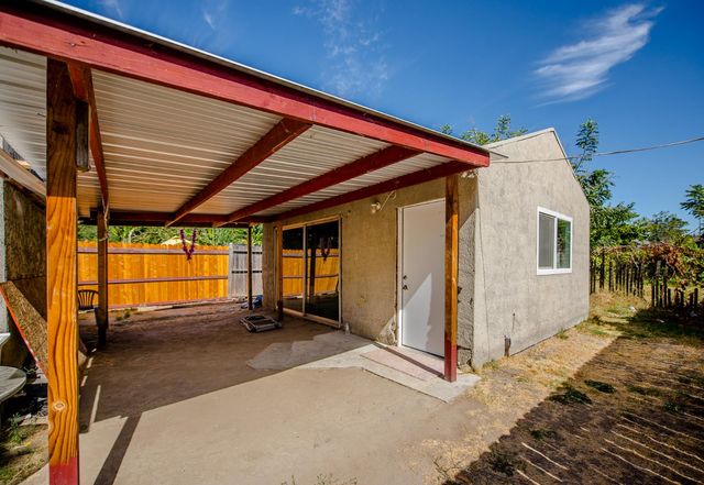 217 5th St, West Sacramento, CA 95605