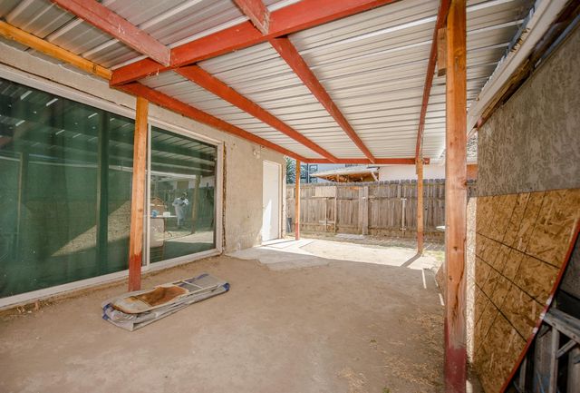217 5th St, West Sacramento, CA 95605