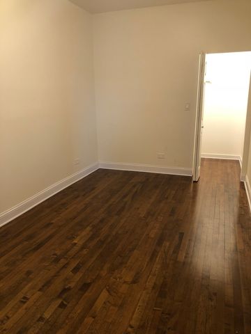 3340 W Berteau Avenue 2W, Chicago, IL 60618