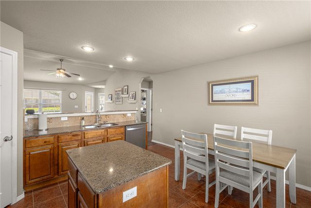 5410 Regent Road, Bentonville, AR 72713