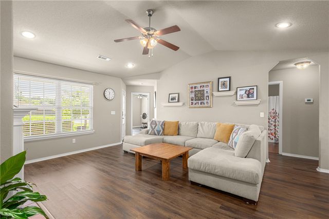 5410 Regent Road, Bentonville, AR 72713