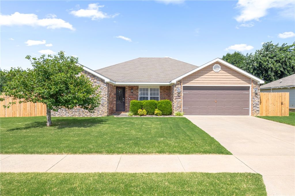 5410 Regent Road, Bentonville, AR 72713