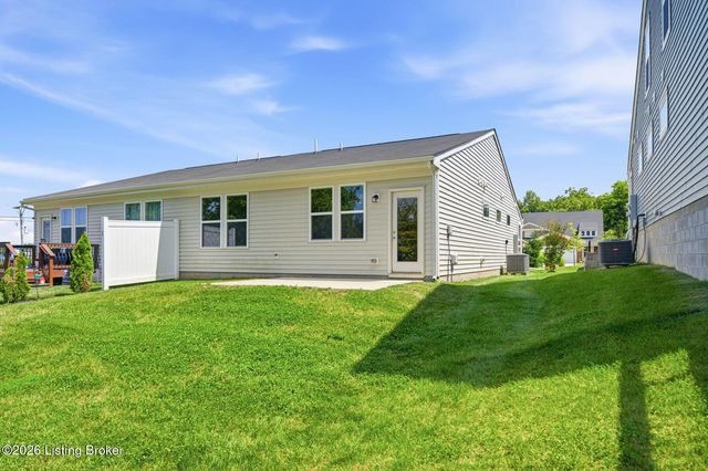 10049 Windcrest Farms Ln, Louisville, KY 40291