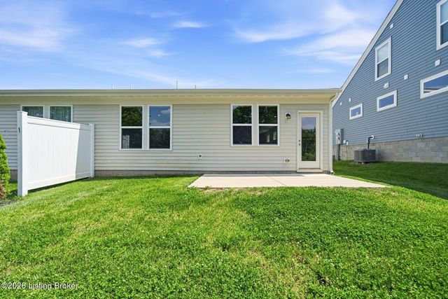 10049 Windcrest Farms Ln, Louisville, KY 40291