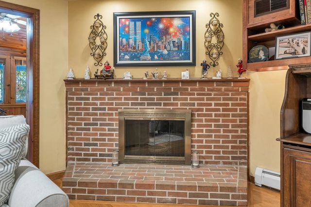 32 Lindsay Road, Hooksett, NH 03106
