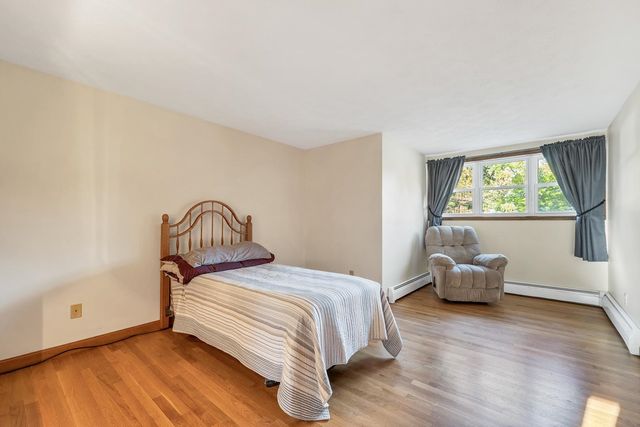 32 Lindsay Road, Hooksett, NH 03106