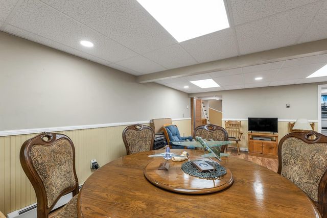 32 Lindsay Road, Hooksett, NH 03106