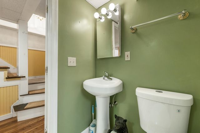 32 Lindsay Road, Hooksett, NH 03106