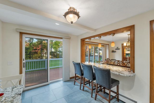 32 Lindsay Road, Hooksett, NH 03106