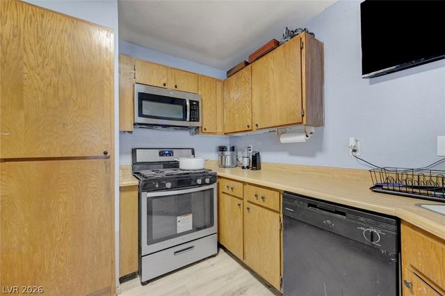 108 Sirnoble Street, Las Vegas, NV 89110