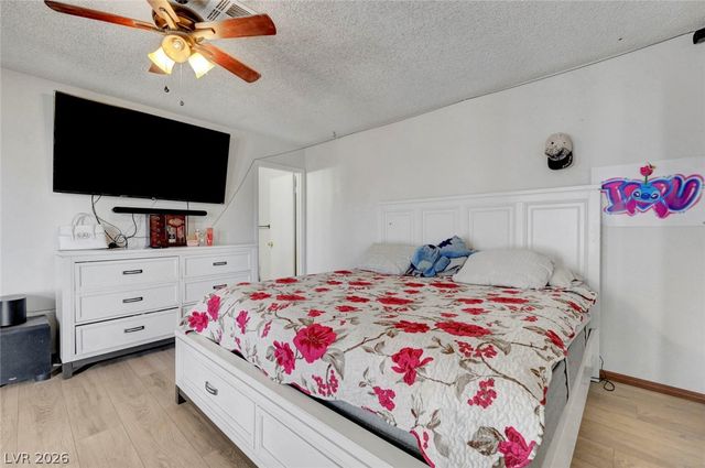 108 Sirnoble Street, Las Vegas, NV 89110