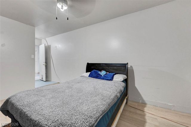 108 Sirnoble Street, Las Vegas, NV 89110