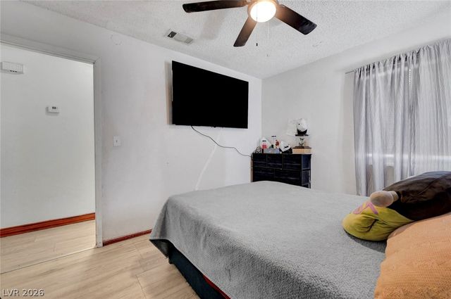 108 Sirnoble Street, Las Vegas, NV 89110