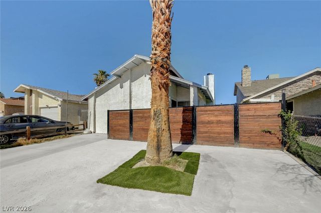 108 Sirnoble Street, Las Vegas, NV 89110