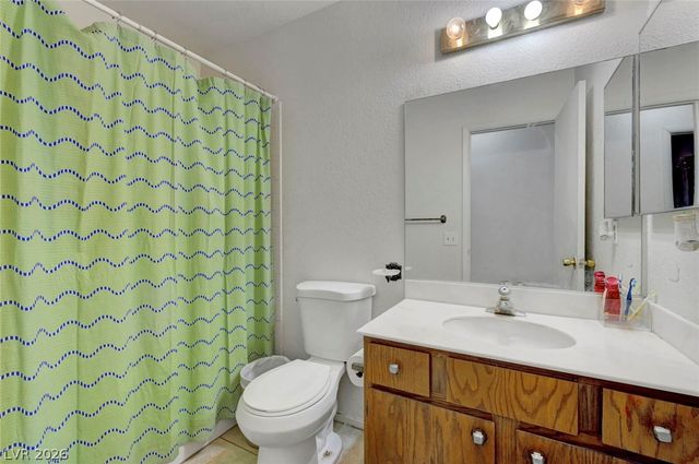 108 Sirnoble Street, Las Vegas, NV 89110