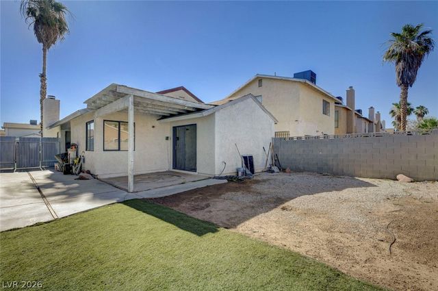108 Sirnoble Street, Las Vegas, NV 89110