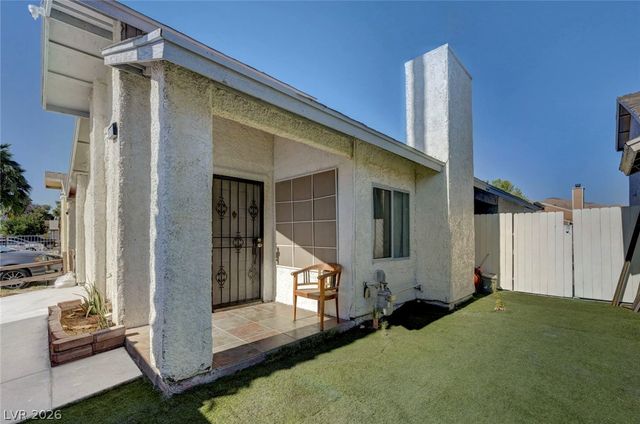 108 Sirnoble Street, Las Vegas, NV 89110