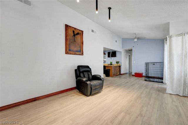 108 Sirnoble Street, Las Vegas, NV 89110