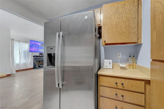 108 Sirnoble Street, Las Vegas, NV 89110