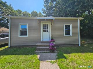 916 Middle Street, Bristol, CT 06010