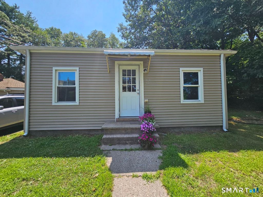 916 Middle Street, Bristol, CT 06010