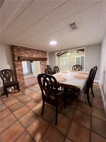 6696 Fm 1833, Robstown, TX 78380