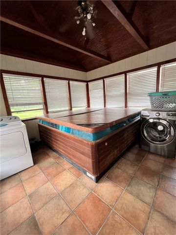 6696 Fm 1833, Robstown, TX 78380