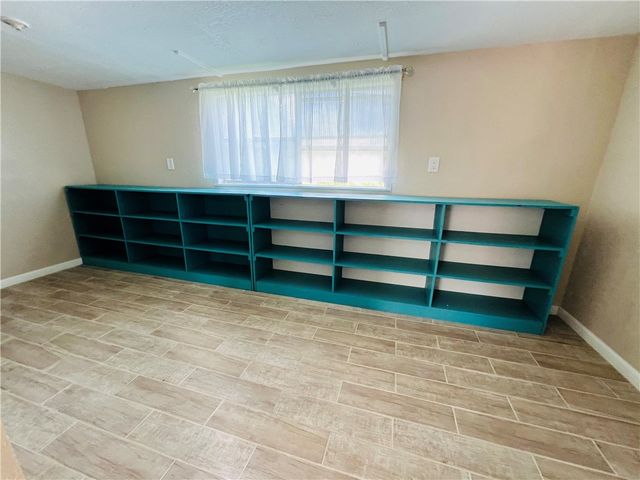 6696 Fm 1833, Robstown, TX 78380