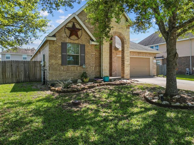 803 Arlington Pointe Drive, League City, TX 77573