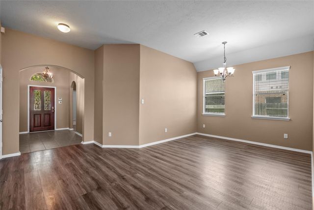 803 Arlington Pointe Drive, League City, TX 77573