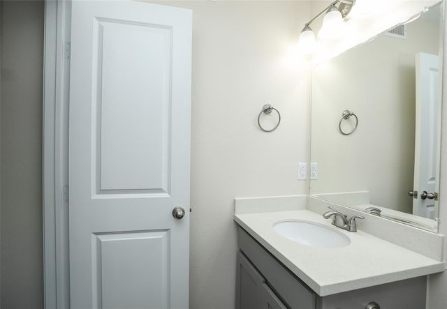 5504 La Branch Street 3, Houston, TX 77004