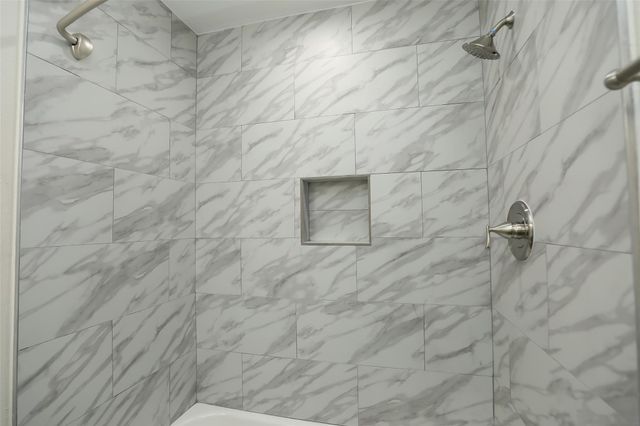 5504 La Branch Street 3, Houston, TX 77004