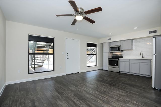 5504 La Branch Street 3, Houston, TX 77004