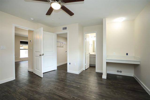 5504 La Branch Street 3, Houston, TX 77004