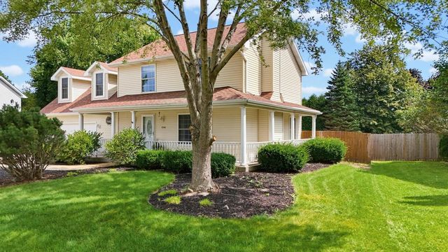 10348 S Robin LANE, Oak Creek, WI 53154