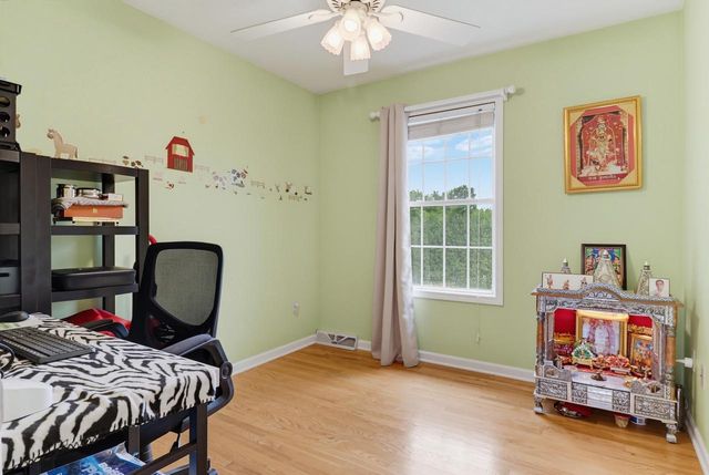10348 S Robin LANE, Oak Creek, WI 53154