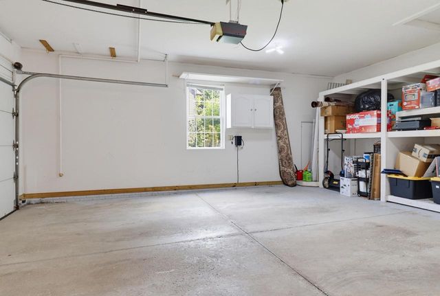10348 S Robin LANE, Oak Creek, WI 53154