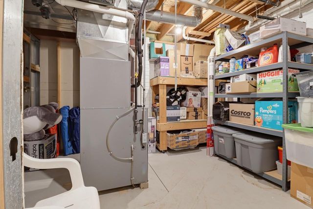 10348 S Robin LANE, Oak Creek, WI 53154