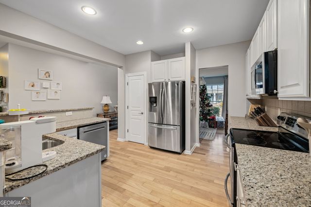 7840 Keepsake Lane, Flowery Branch, GA 30542