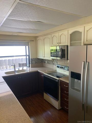 15993 LOFTY TRAILS DR., San Diego, CA 92127