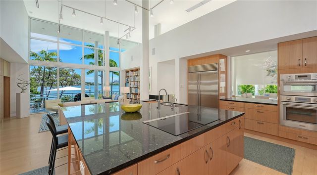 246 MORNINGSIDE DRIVE, Sarasota, FL 34236