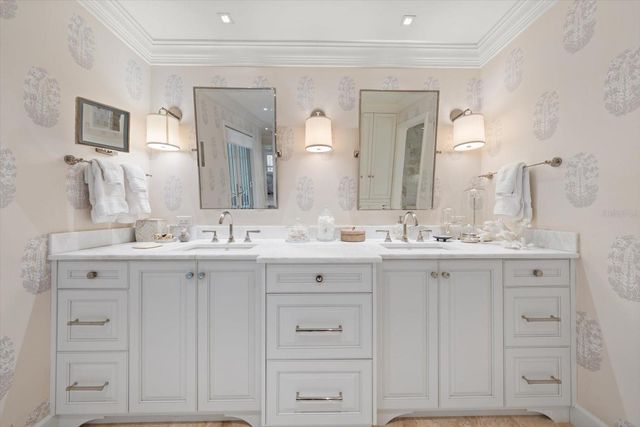 100 SARASOTA ROAD, Belleair, FL 33756