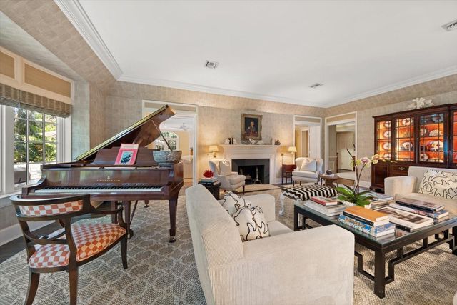 100 SARASOTA ROAD, Belleair, FL 33756