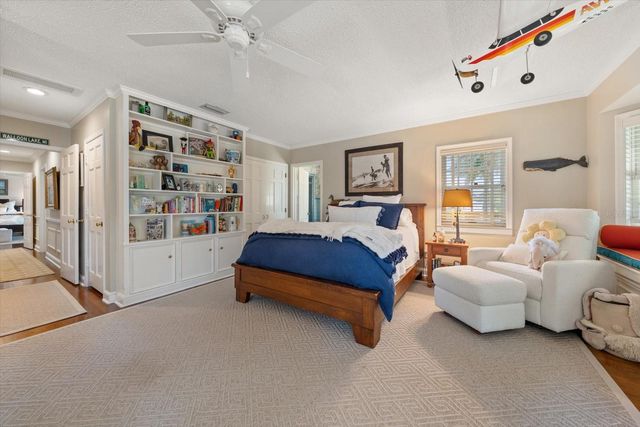 100 SARASOTA ROAD, Belleair, FL 33756