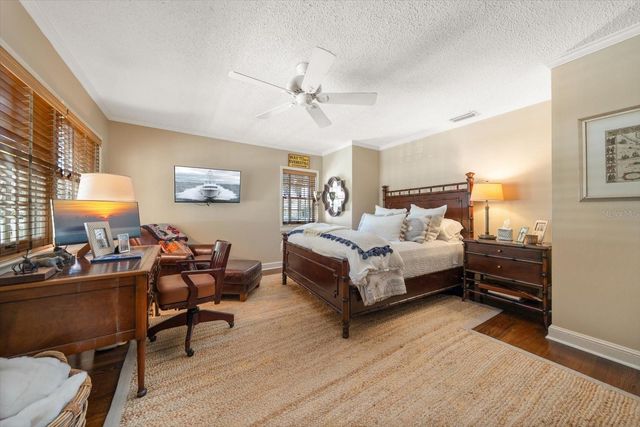 100 SARASOTA ROAD, Belleair, FL 33756