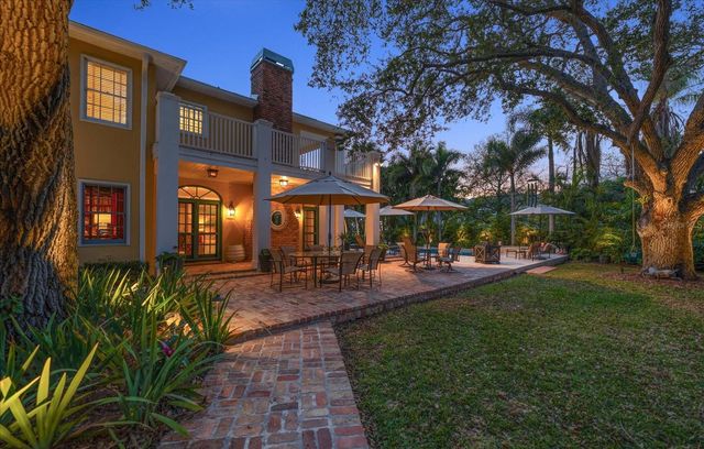 100 SARASOTA ROAD, Belleair, FL 33756