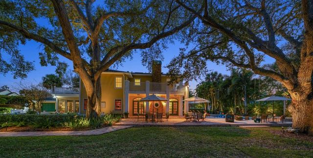 100 SARASOTA ROAD, Belleair, FL 33756