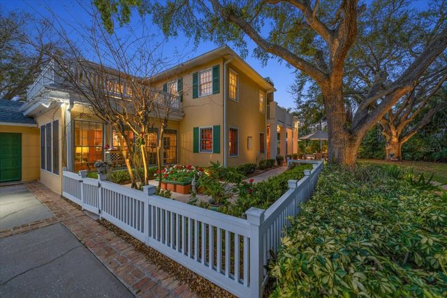 100 SARASOTA ROAD, Belleair, FL 33756