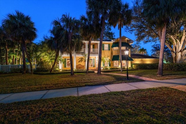 100 SARASOTA ROAD, Belleair, FL 33756