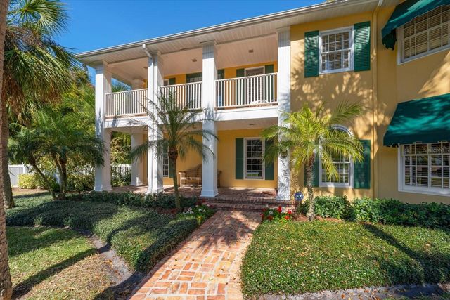 100 SARASOTA ROAD, Belleair, FL 33756